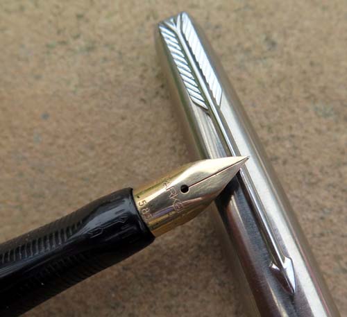 PARKER VP IN BLACK WITH BRUSHED STAINLESS CAP AND CHROME TRIM